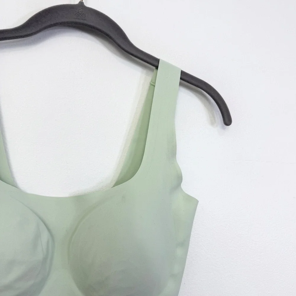 SKIMS Fits Everybody Square Neck Bra Mint Green Size Medium